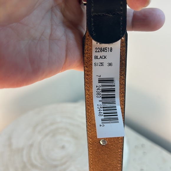 Black Leather Sliver Metal Accented Western Belt - Picture 8 of 10